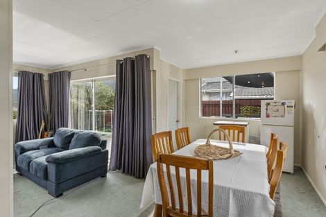 Photo of property in 43 California Drive, Totara Park, Upper Hutt, 5018