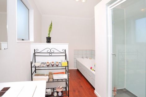 Photo of property in 36 West Plains Road, Waikiwi, Invercargill, 9810