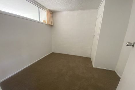 Photo of property in 4/3 Tralee Place, Hillcrest, Hamilton, 3216