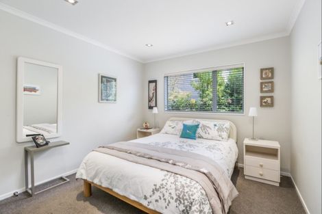 Photo of property in 11 Fendalton Place, Hatfields Beach, Orewa, 0931