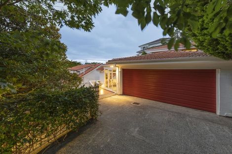 Photo of property in 17 Beere Haven Road, Seatoun, Wellington, 6022