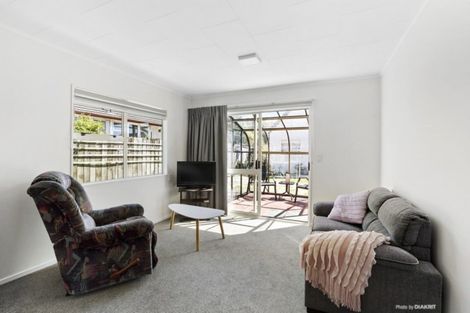 Photo of property in 1/2 Angell Street, Johnsonville, Wellington, 6037