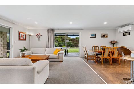 Photo of property in 16 Jack Boyd Drive, Mangawhai Heads, Mangawhai, 0573