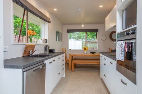 Photo of property in 96b Belvedere Avenue, Waikanae, 5036