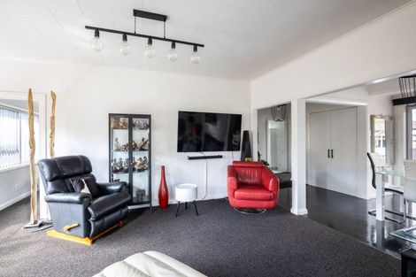 Photo of property in 17 Exeter Street, Brooklands, New Plymouth, 4310