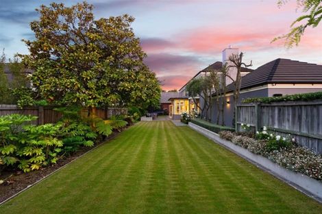 Photo of property in 63 Hinau Street, Fendalton, Christchurch, 8041