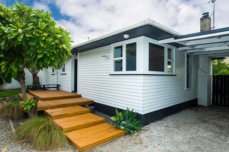 Photo of property in 26 Lysnar Street, Okitu, Gisborne, 4010