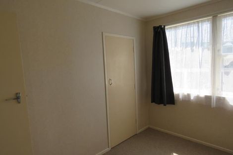 Photo of property in 17a Scott Street, Moturoa, New Plymouth, 4310