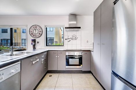Photo of property in St Claire Village, 54/172 Mcleod Road, Te Atatu South, Auckland, 0610