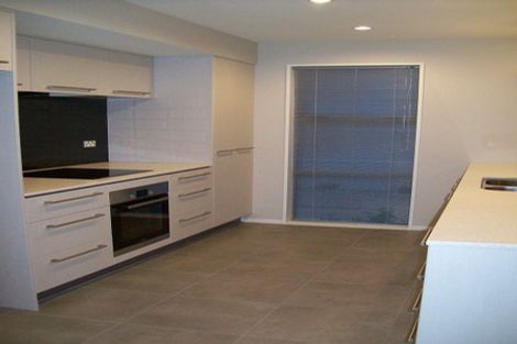 Photo of property in 142a Holly Road, St Albans, Christchurch, 8014