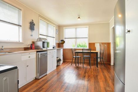 Photo of property in 2 Kelvin Street, Inner Kaiti, Gisborne, 4010