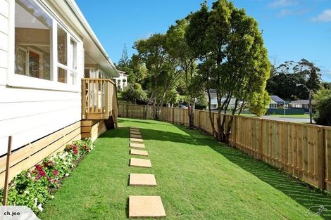 Photo of property in 69a Powrie Street, Glenfield, Auckland, 0629