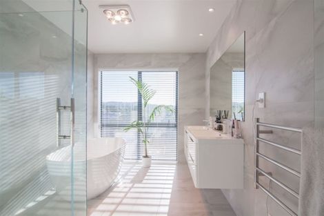 Photo of property in 41 Cirrus Way, Ranui, Auckland, 0612