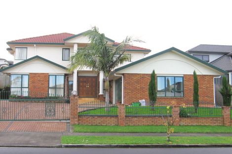 Photo of property in 8 Bougainvillaea Terrace, Goodwood Heights, Auckland, 2105