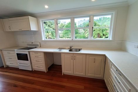 Photo of property in 139 Kamahi Street, Stokes Valley, Lower Hutt, 5019