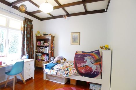 Photo of property in 43 Rawhiti Road, One Tree Hill, Auckland, 1061