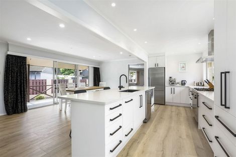 Photo of property in 87 Pohutukawa Drive, Pukete, Hamilton, 3200