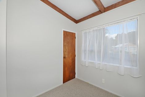 Photo of property in 14 Logan Place, Te Kamo, Whangarei, 0112