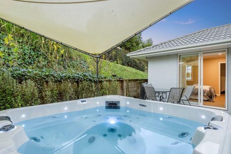 Photo of property in 10 Tralee Street, Omokoroa, 3114