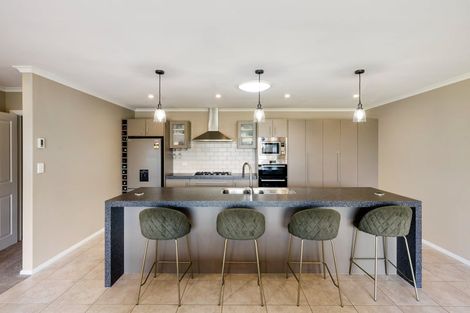 Photo of property in 14 The Peninsula, Huntington, Hamilton, 3210