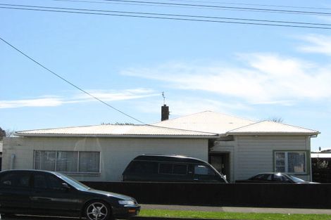 Photo of property in 151 Lemon Street, Strandon, New Plymouth, 4312