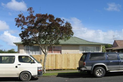 Photo of property in 2/41 Butley Drive, Farm Cove, Auckland, 2012
