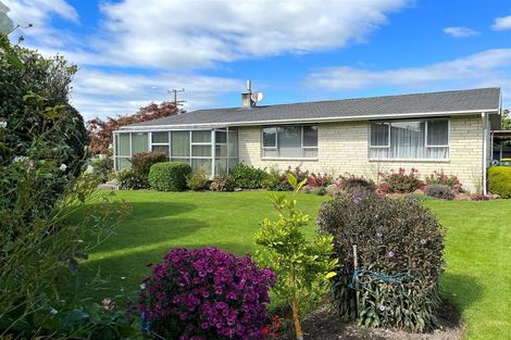 Photo of property in 10 Gorge Road, Waimate, 7924