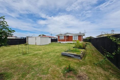 Photo of property in 136 Puriri Street, Castlecliff, Whanganui, 4501