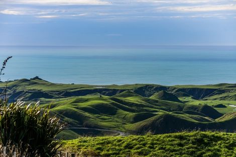 Photo of property in 1504 Waimarama Road, Waimarama, Havelock North, 4294