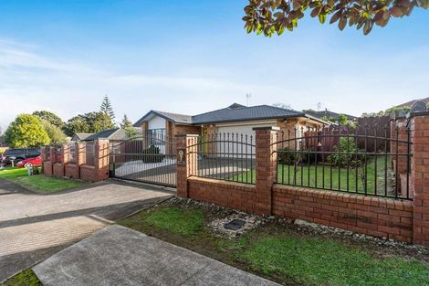 Photo of property in 7 Reremanu Place, Weymouth, Auckland, 2103