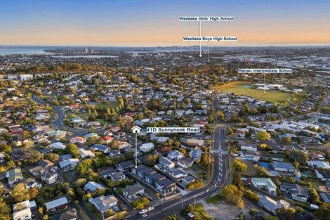 Photo of property in 41d Sunnynook Road, Forrest Hill, Auckland, 0620