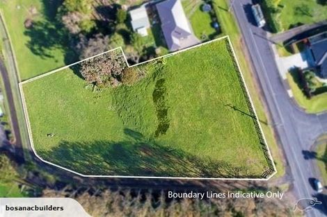 Photo of property in 25 Colombo Road, Waiuku, 2123