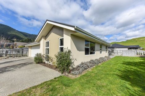 Photo of property in 30 Sanctuary Drive, Stoke, Nelson, 7011