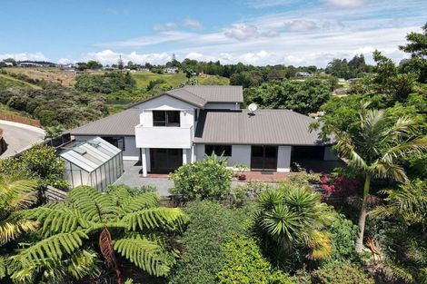 Photo of property in 37 Rarere Terrace, Kerikeri, 0230