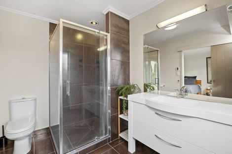 Photo of property in 20 Montgomery Crescent, Kinloch, Taupo, 3377