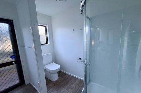 Photo of property in 48 Astley Avenue, New Lynn, Auckland, 0600