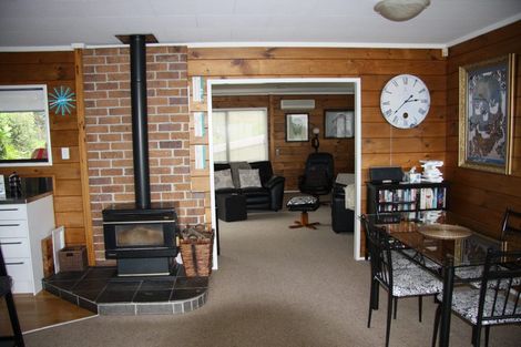 Photo of property in 223 Whirinaki Road, Eskdale, Napier, 4182