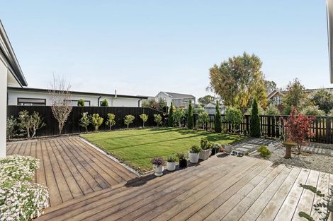 Photo of property in 27 Irvines Track, Halswell, Christchurch, 8025