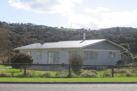 Photo of property in 77 Valley Road, Hikurangi, 0114