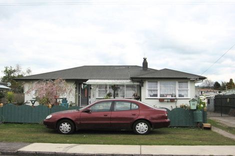 Photo of property in 32 Konene Street, Utuhina, Rotorua, 3015