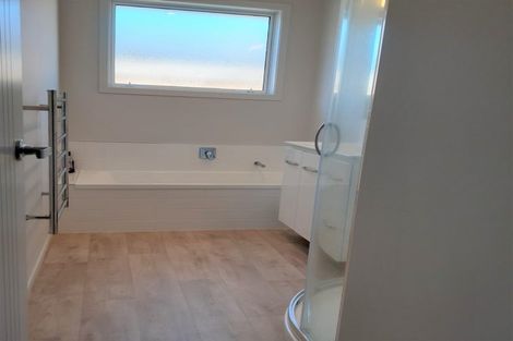 Photo of property in 21 Awataha Crescent, Pyes Pa, Tauranga, 3110