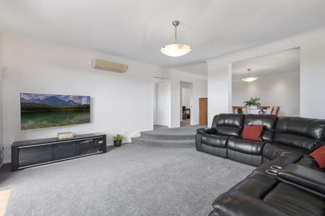 Photo of property in 22 Donnington Place, Bethlehem, Tauranga, 3110