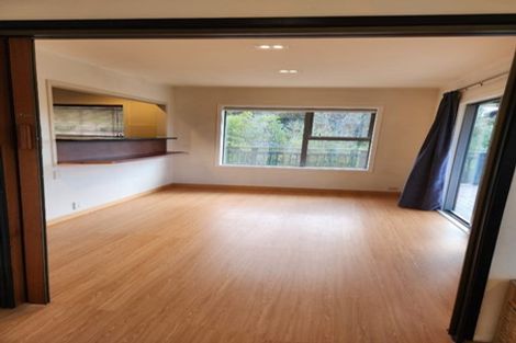 Photo of property in 25 Meadowvale Avenue, Forrest Hill, Auckland, 0620