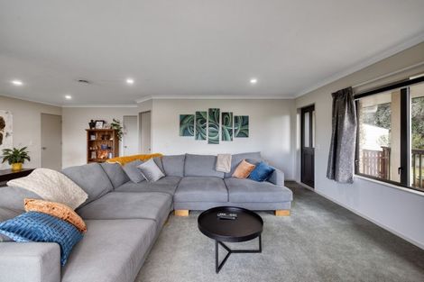 Photo of property in 2 Dowman Place, Te Puke, 3119