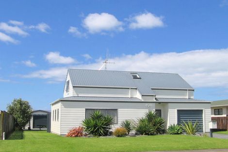 Photo of property in 51 Citrus Avenue, Waihi Beach, 3611