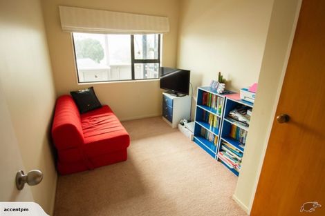 Photo of property in 18 Margaret Drive, Omokoroa, 3114