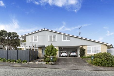 Photo of property in 1 Clematis Grove, Maungaraki, Lower Hutt, 5010