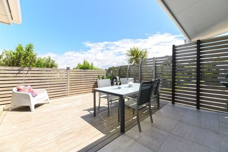 Photo of property in 3/38 William Souter Street, Forrest Hill, Auckland, 0620