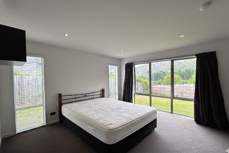 Photo of property in 3 Morning Star Terrace, Arthurs Point, Queenstown, 9371