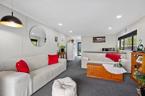 Photo of property in 642 Gloucester Road, Papamoa Beach, Papamoa, 3118